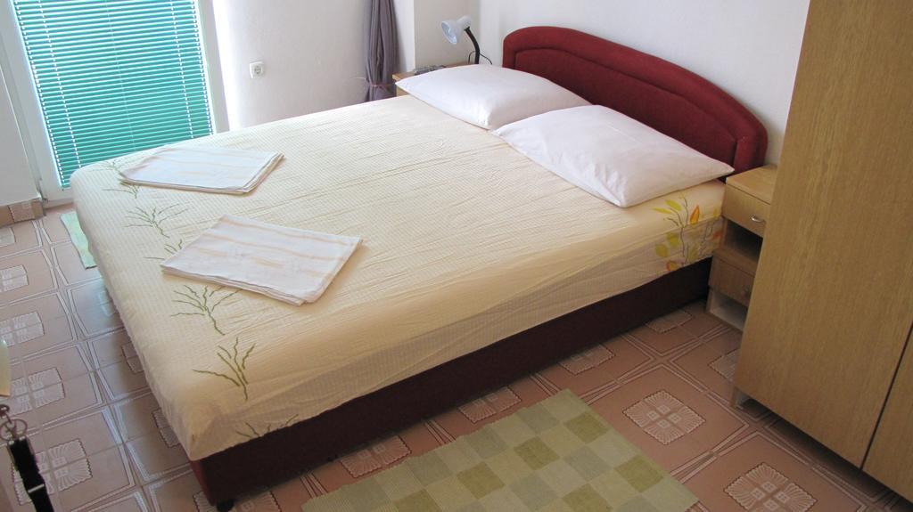 Apartments Primorac Podaca Habitación foto