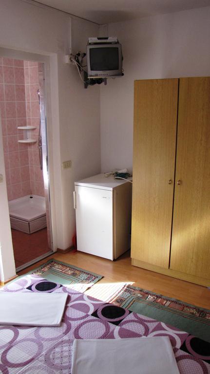 Apartments Primorac Podaca Habitación foto