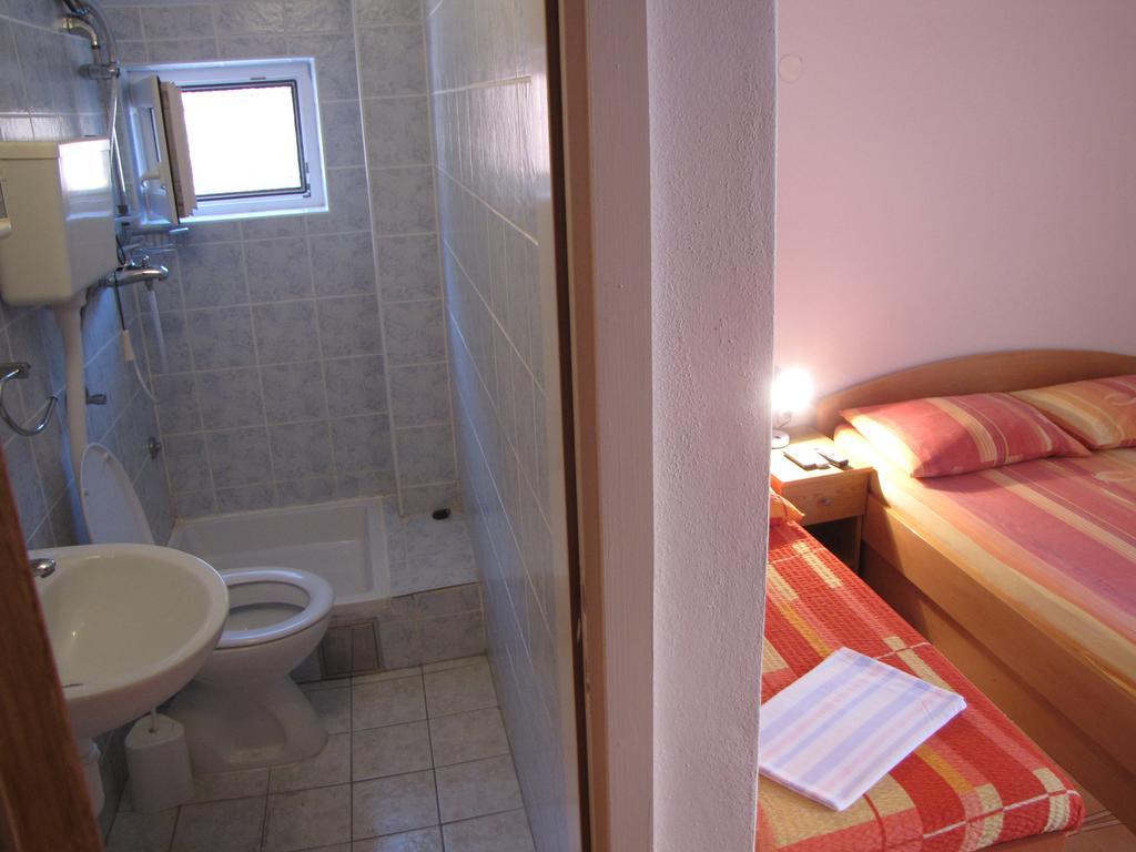 Apartments Primorac Podaca Habitación foto